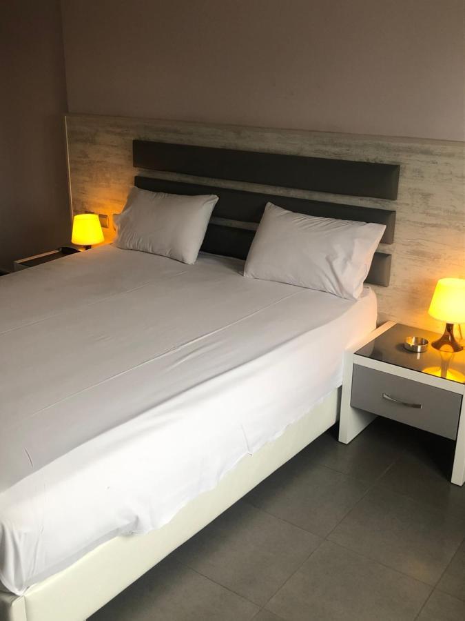 Αφροδίτη Hotel Neon Rysion Kültér fotó