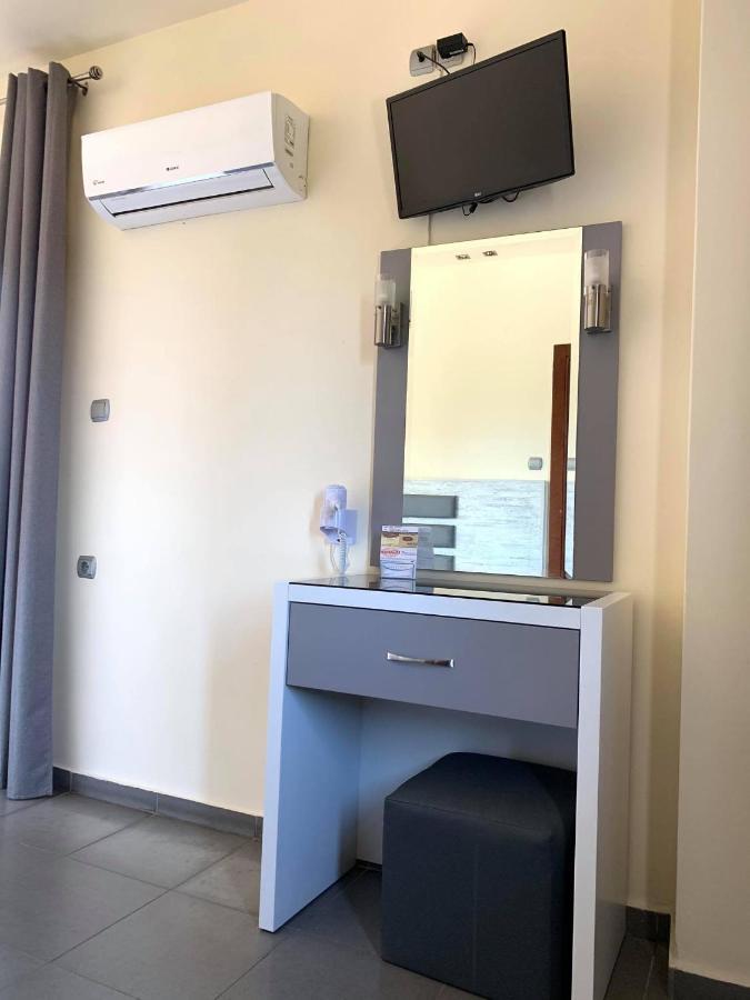 Αφροδίτη Hotel Neon Rysion Kültér fotó